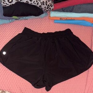 Lululemon Black Shorts 2.5 in